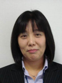 企画役代理 久保 綾子 様